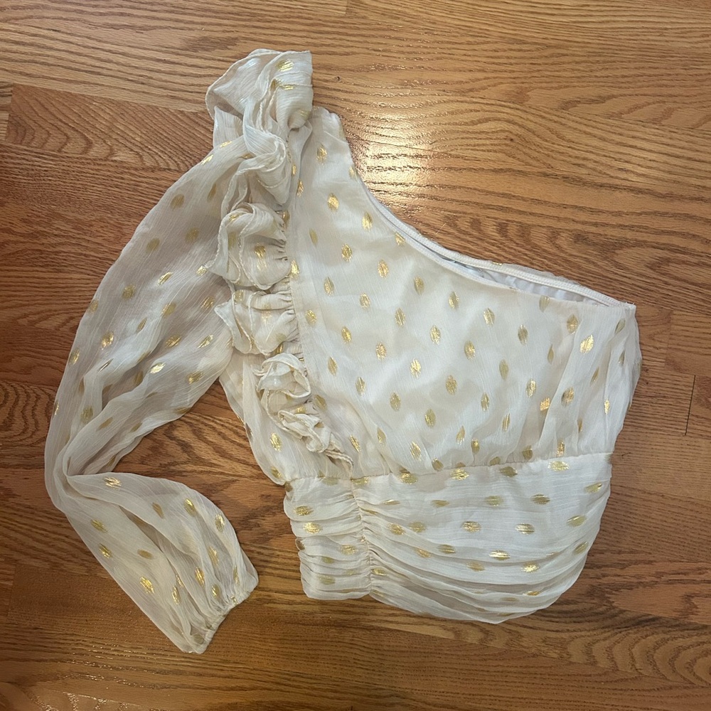 DO+BE One Sleeve Polka Dot Top